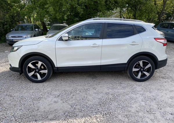 Nissan Qashqai cena 55000 przebieg: 205585, rok produkcji 2015 z Pruszków małe 172